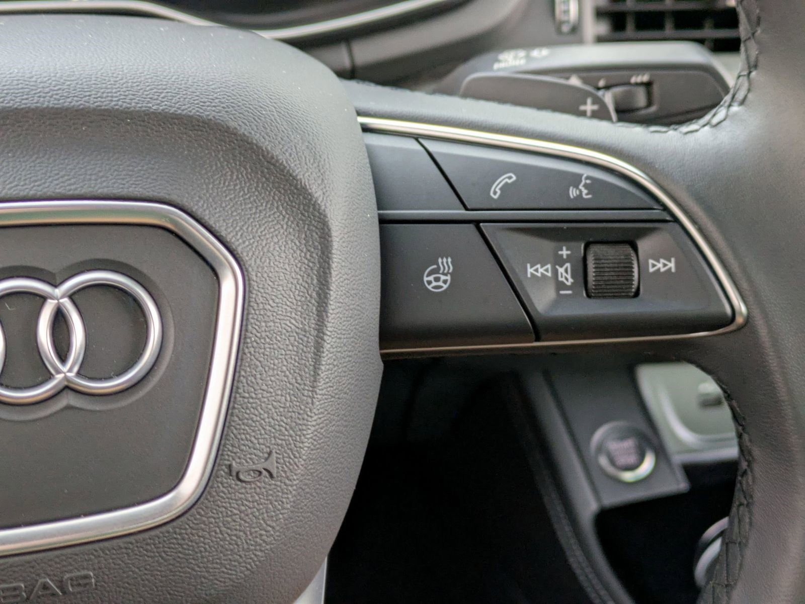 Used 2023 Audi A4 2.0T Premium Plus w/ Premium Plus Package image 11