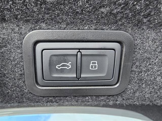 New 2025 Audi S6 Prestige image 14