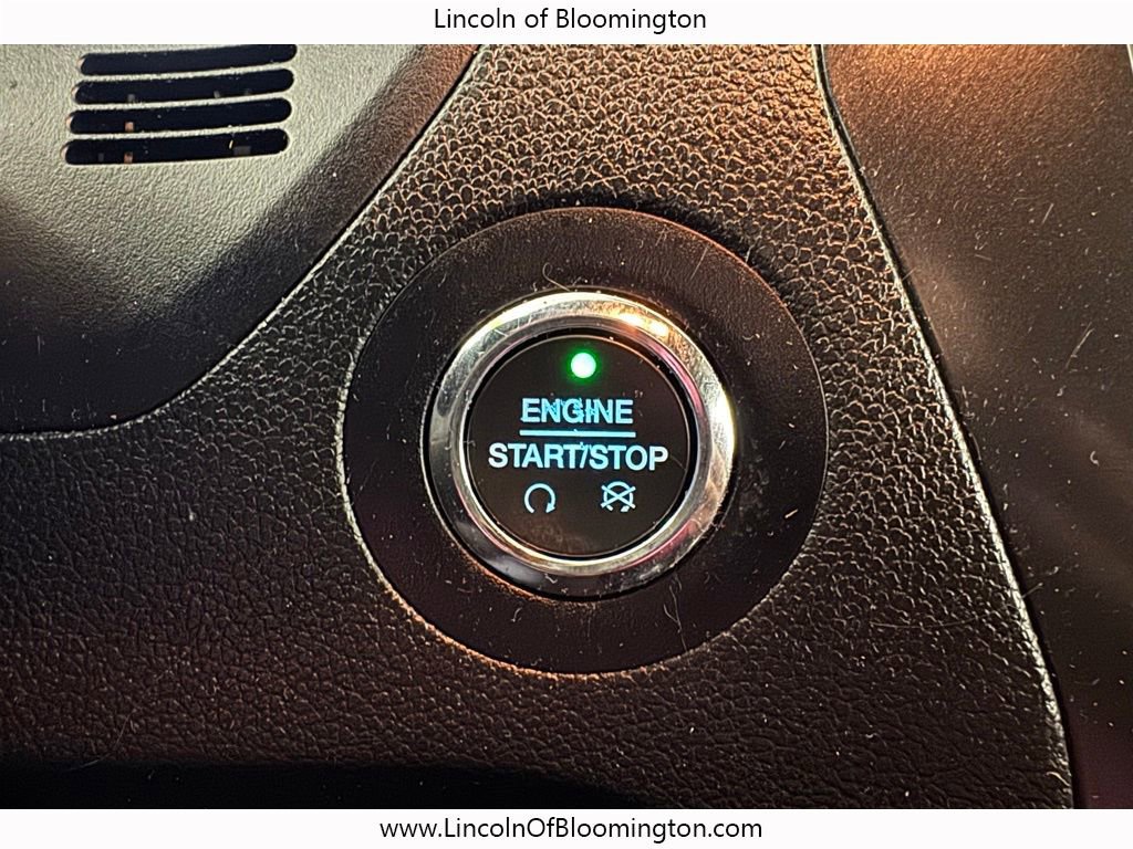 Used 2019 Ford Explorer XLT w/ Equipment Group 201A AWD/4WD image 45