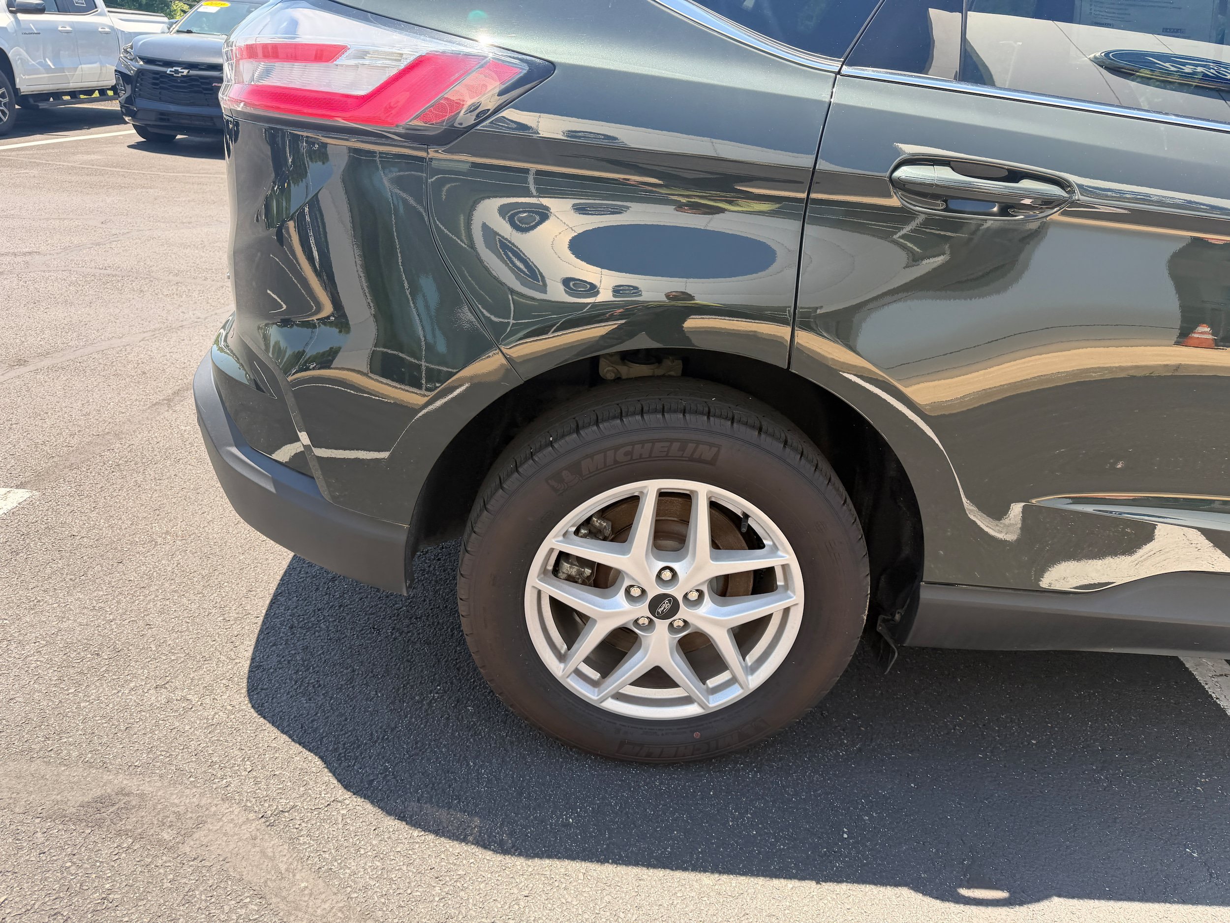 Certified 2024 Ford Edge SEL w/ Convenience Package AWD/4WD image 13