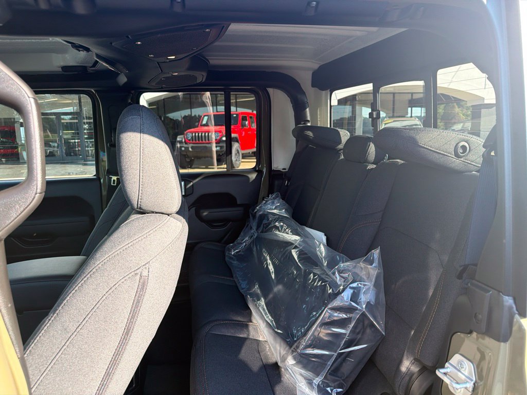 New 2027 Jeep Gladiator Sport AWD/4WD image 17