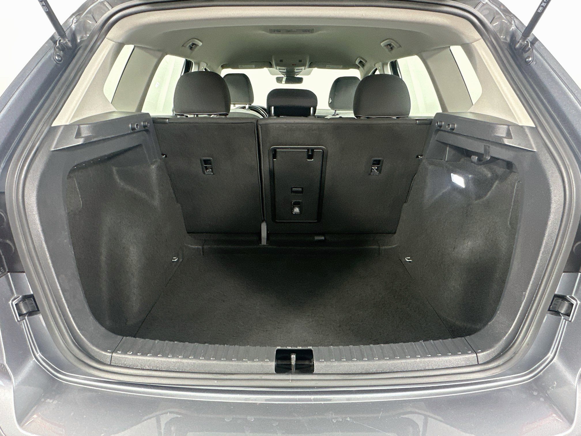 Used 2024 Volkswagen Taos S FWD image 28