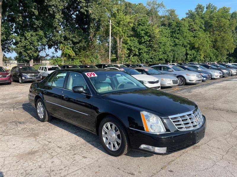 Used 2009 Cadillac DTS w/ Sun And Sound Package