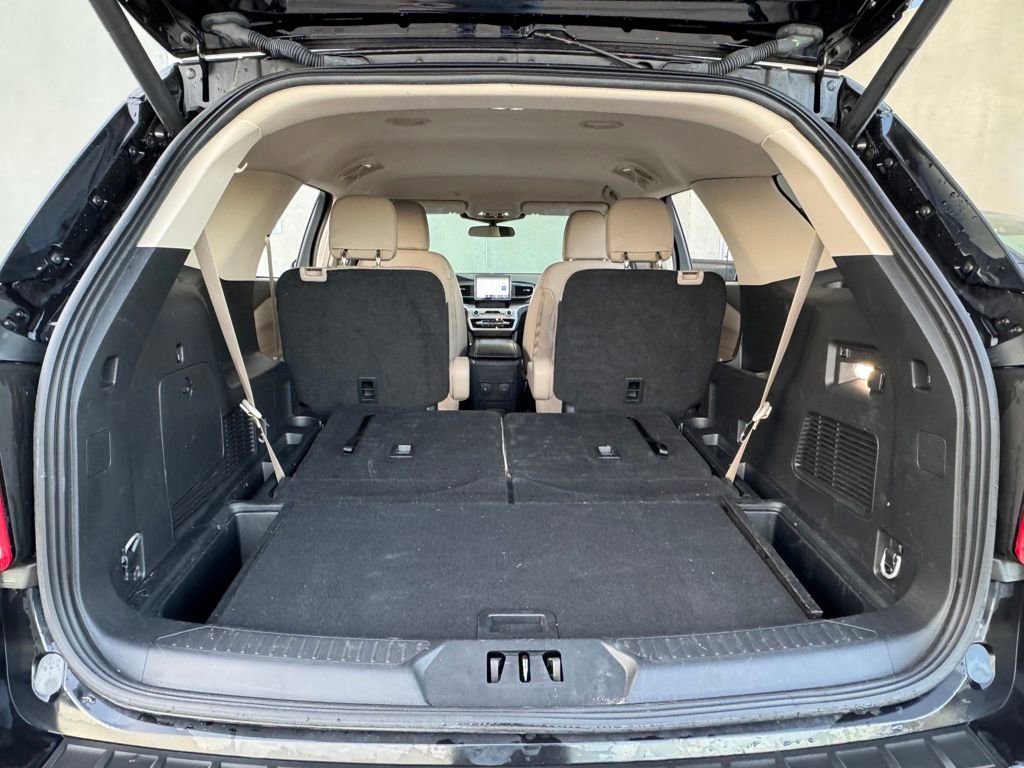 Used 2023 Ford Explorer XLT w/ Equipment Group 202A image 32