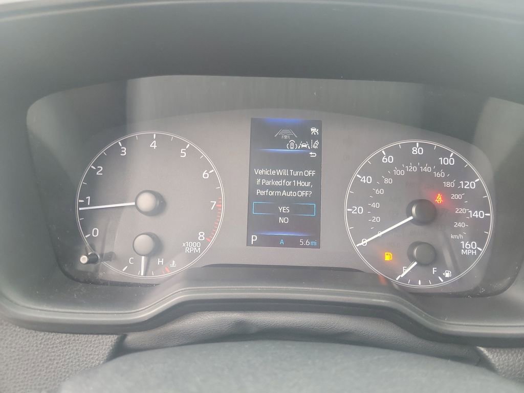 Certified 2023 Toyota Corolla Cross LE image 34