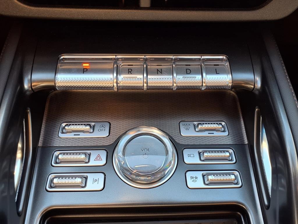 New 2026 Lincoln Nautilus Premier w/ Jet Appearance Package image 7