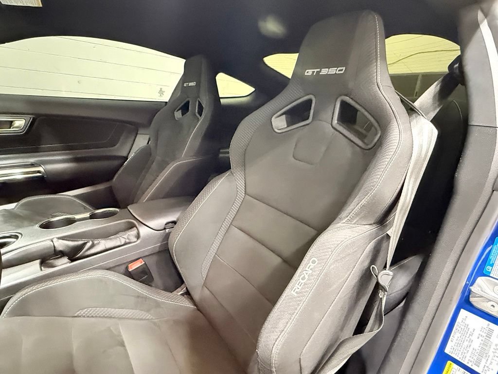 Used 2018 Ford Mustang Shelby GT350 w/ Electronics Package RWD image 32