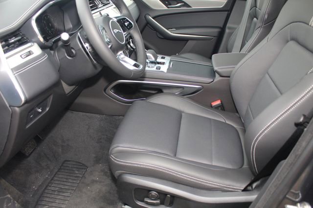 New 2026 Jaguar F-PACE R-Dynamic S image 20