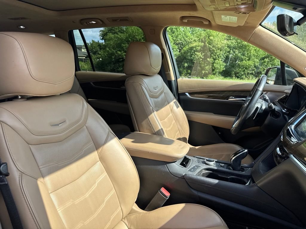 Used 2020 Cadillac XT6 Sport w/ Platinum Package AWD/4WD image 8