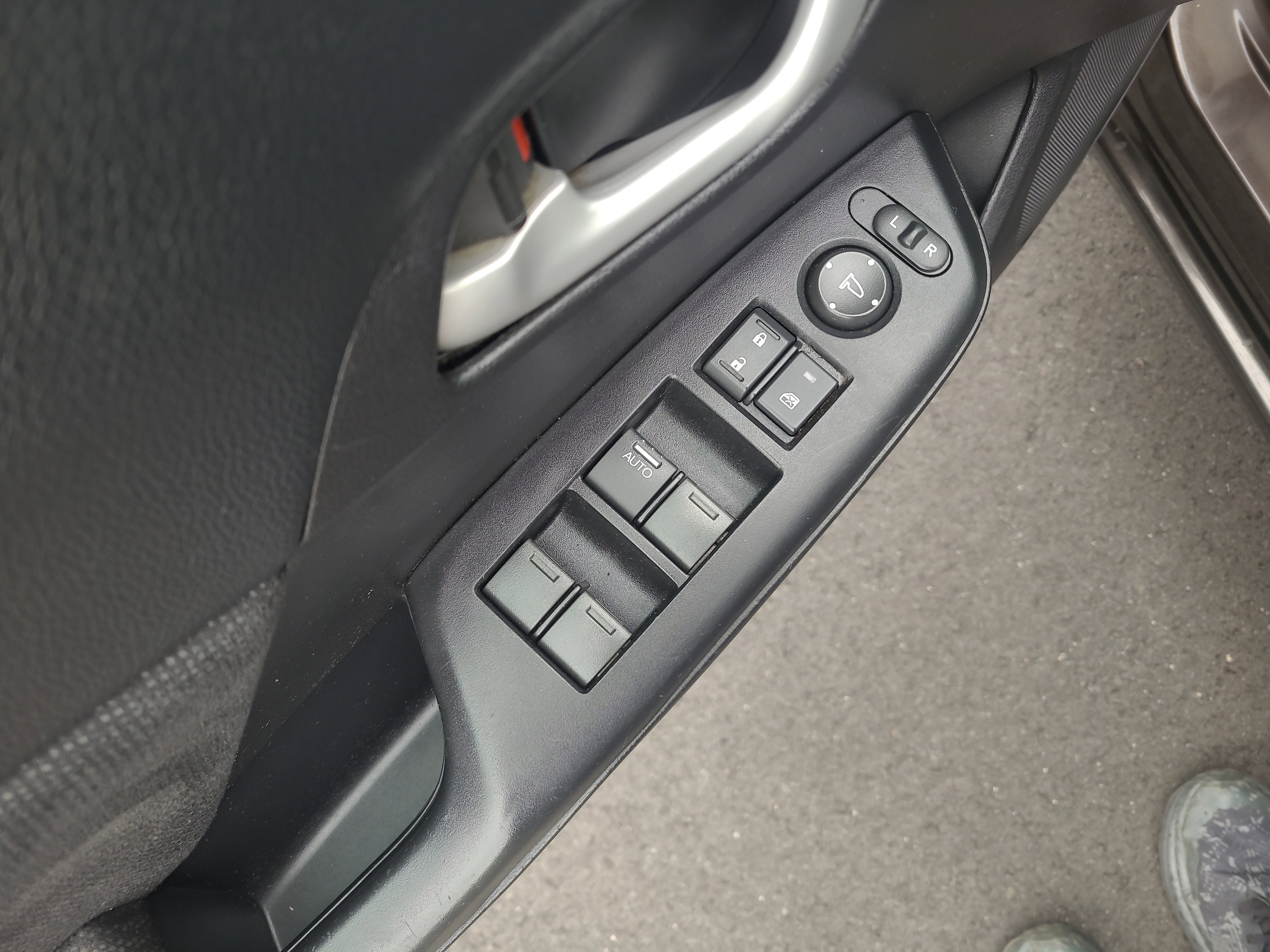 Used 2013 Honda Civic LX image 13