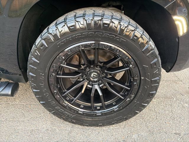 Used 2021 Chevrolet Tahoe Z71 w/ Z71 Off-Road Package image 9