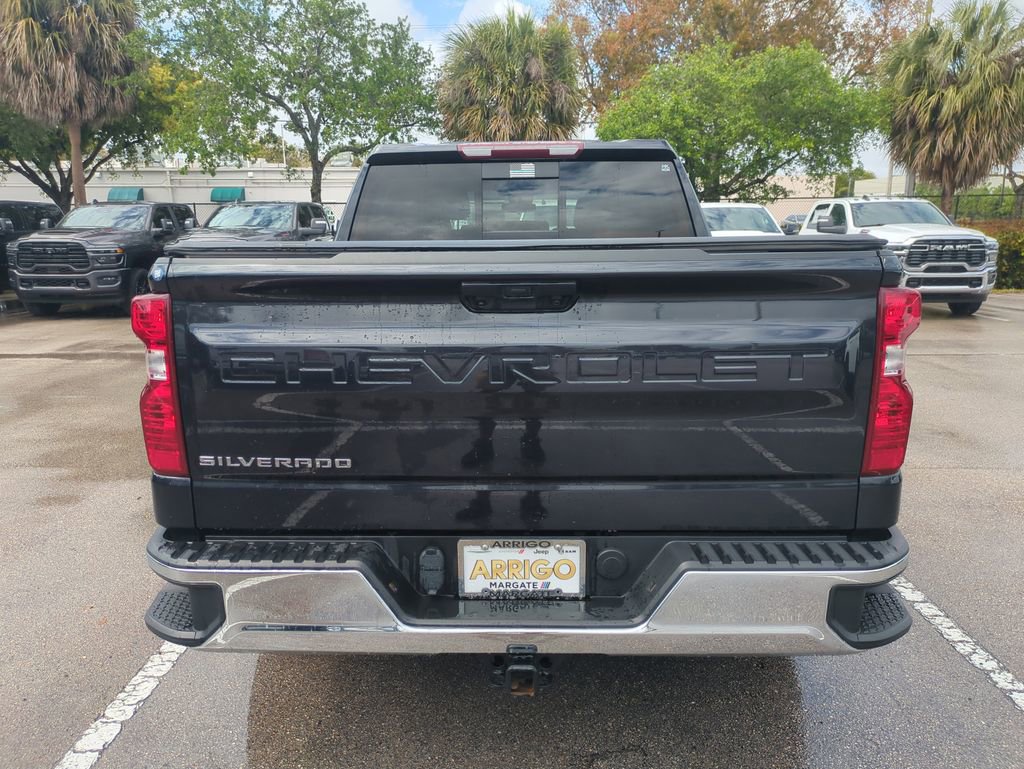 Used 2023 Chevrolet Silverado 1500 LT w/ All Star Edition Plus RWD image 7