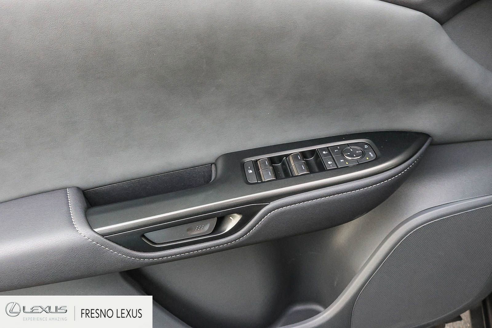 Certified 2025 Lexus RZ 300e 300e Premium w/ Accessory Package (P5) image 23