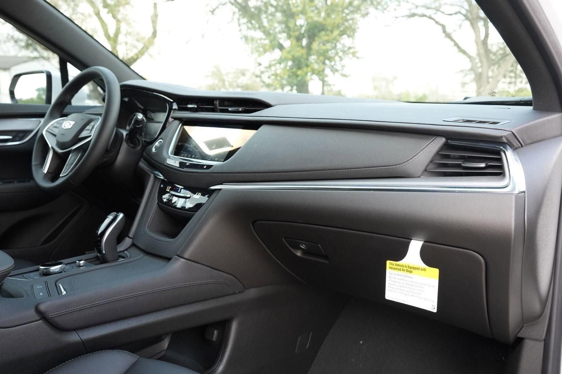 New 2026 Cadillac XT5 Luxury w/ LPO, Floor Liner Package image 25