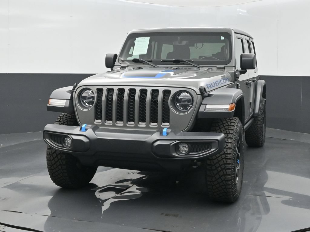 Used 2022 Jeep Wrangler Unlimited Rubicon 4xe w/ Cold Weather Group AWD/4WD image 2