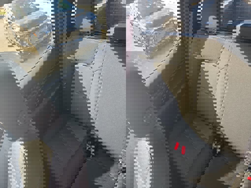 Used 2024 Chevrolet Colorado W/T w/ Safety Package image 15