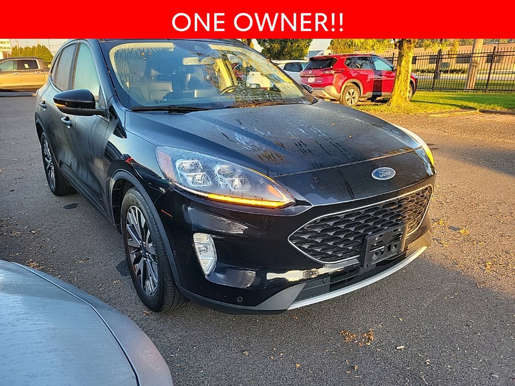 Used 2020 Ford Escape Titanium FWD image 3