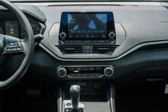 New 2025 Nissan Altima 2.5 S image 17