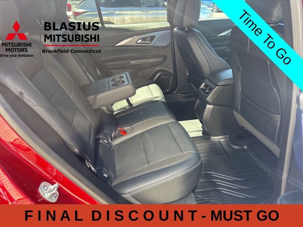 Used 2025 Chevrolet Equinox EV LT w/ Convenience Package FWD image 40
