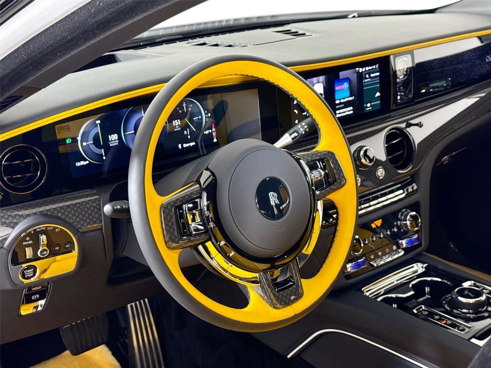 Used 2025 Rolls-Royce Ghost Black Badge image 17