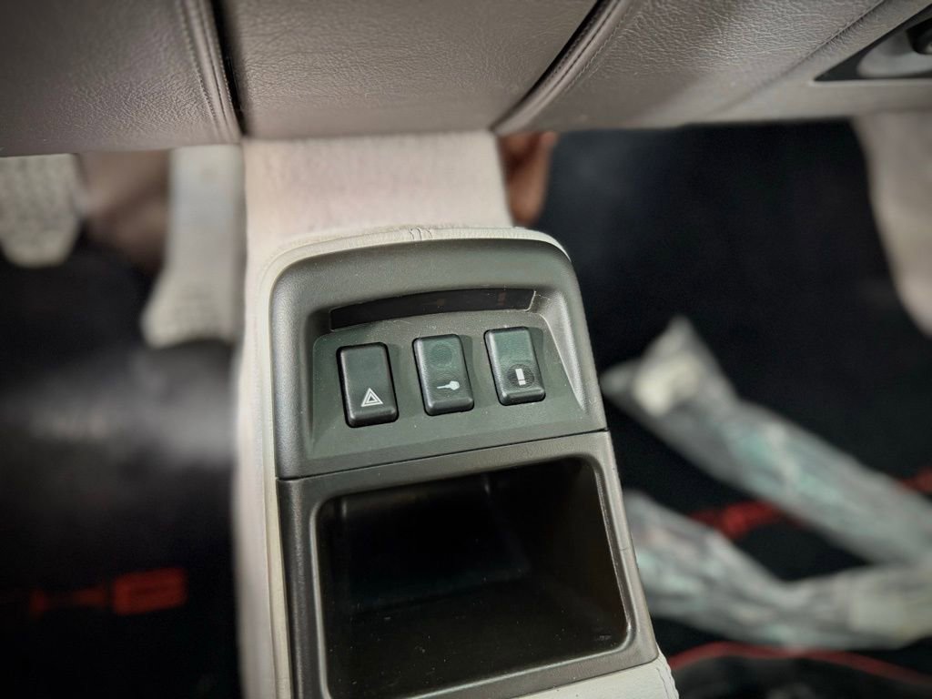 Used 1991 Porsche 911 Turbo image 26