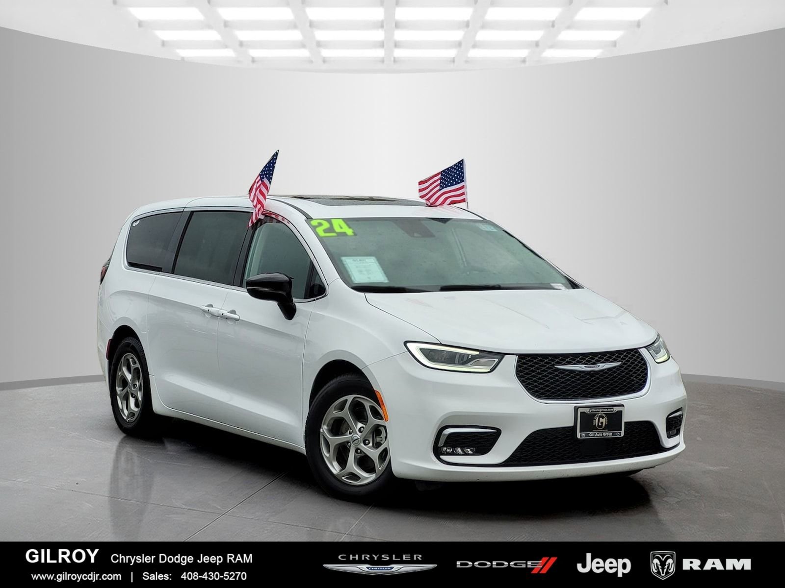Used 2024 Chrysler Pacifica Limited FWD video 1