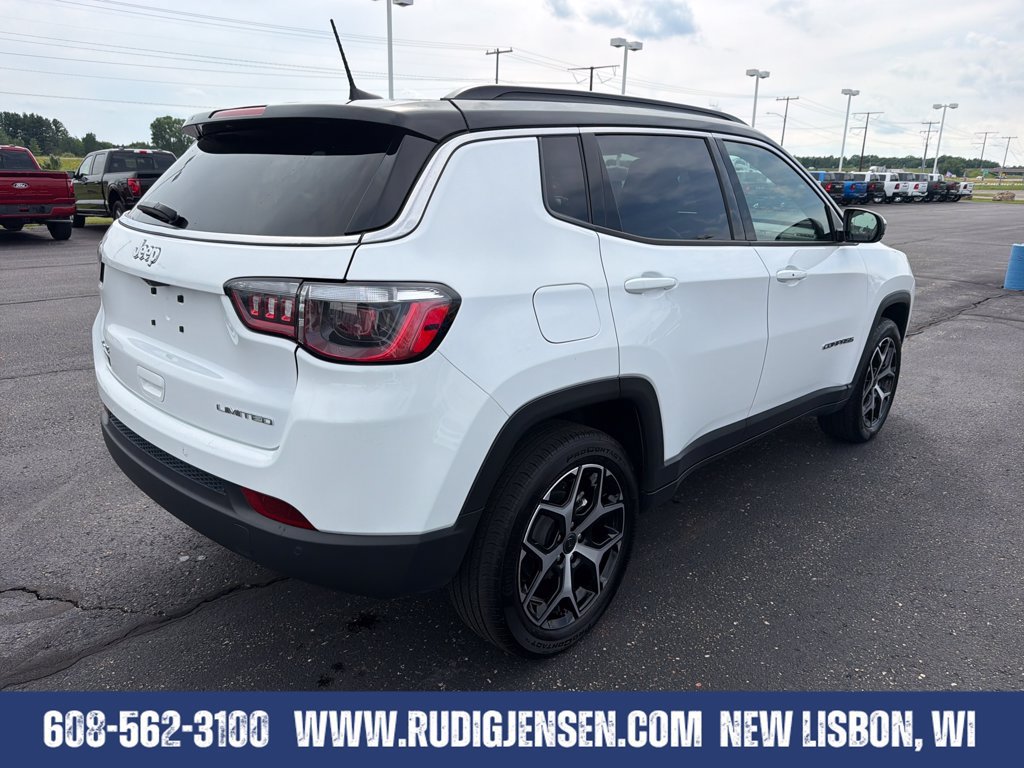 Used 2025 Jeep Compass Limited AWD/4WD image 5