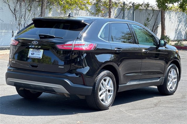 Used 2024 Ford Edge SEL image 4