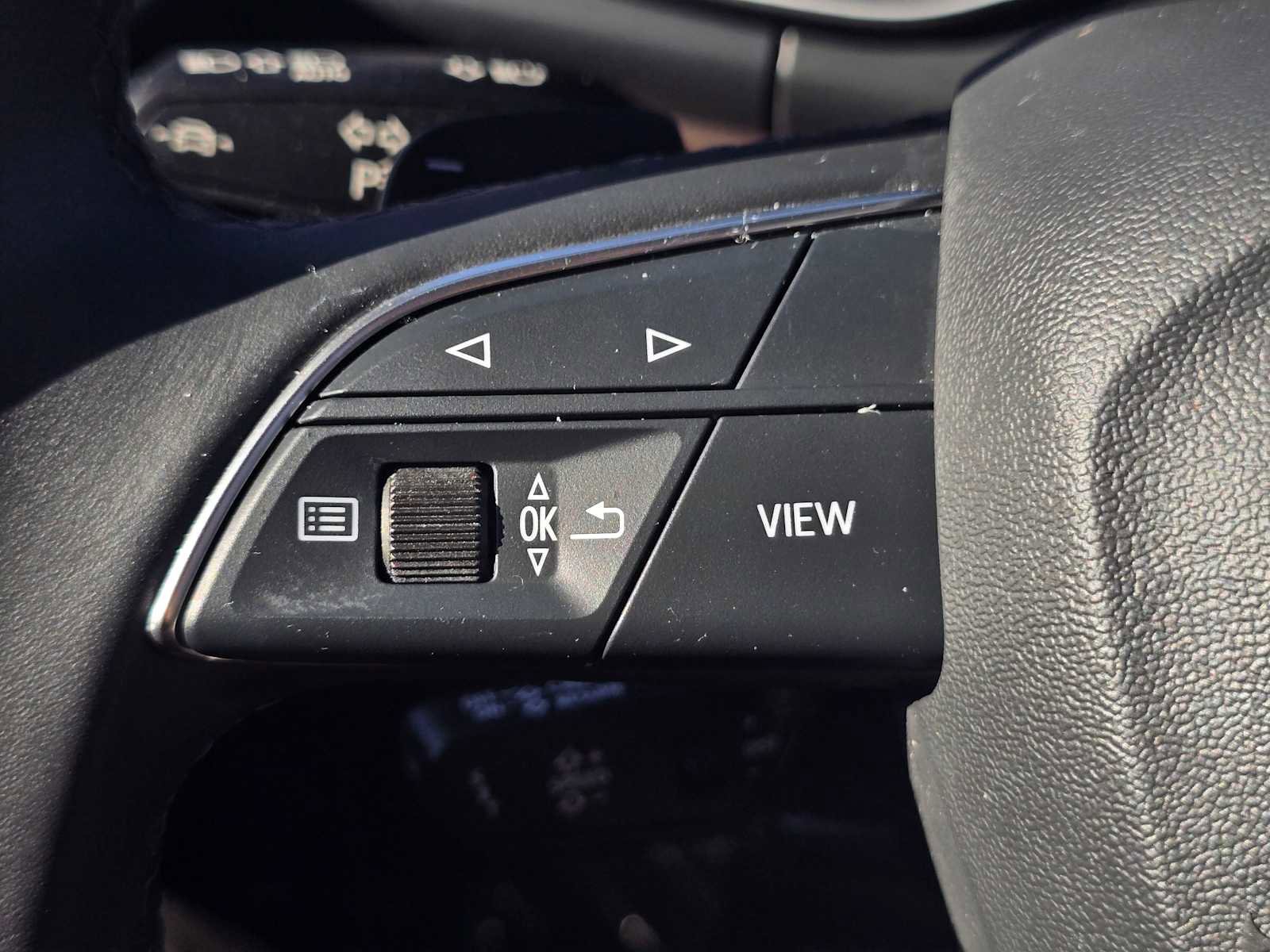 Certified 2025 Audi Q5 2.0T Premium image 33