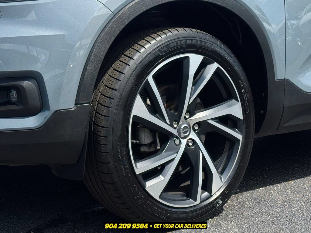 Used 2022 Volvo XC40 T5 R-Design w/ Climate Package AWD/4WD image 13