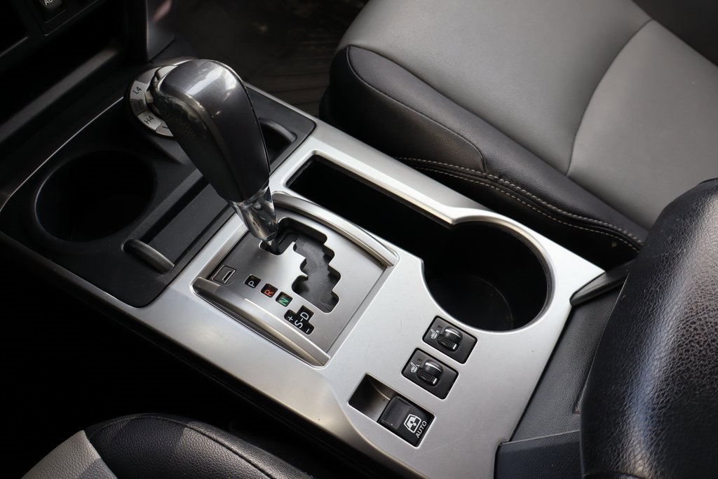 Used 2016 Toyota 4Runner SR5 image 9