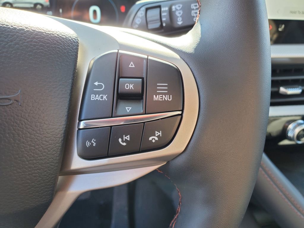 New 2026 Ford Explorer Active w/ Active Comfort Package image 16