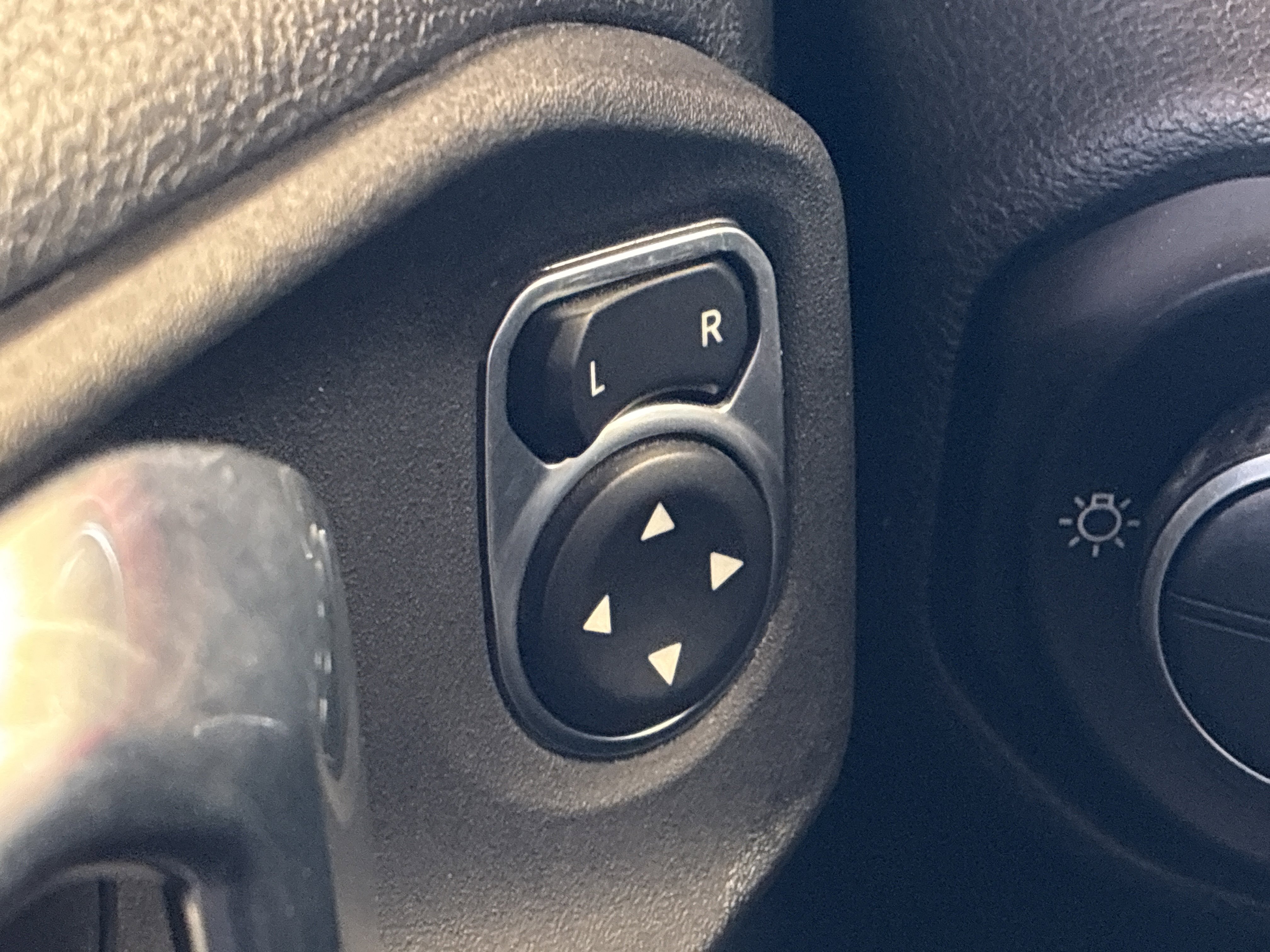 Used 2022 Jeep Gladiator Rubicon w/ Trailer Tow Package image 29