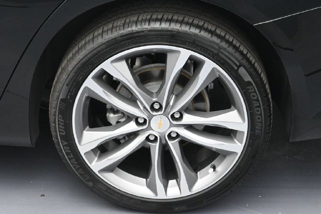 Used 2024 Chevrolet Malibu LT FWD image 8