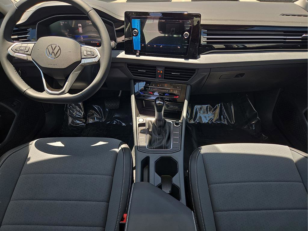 New 2026 Volkswagen Jetta SE FWD image 12