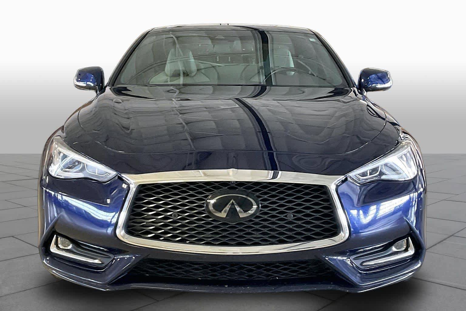 Used 2021 INFINITI Q60 3.0t Luxe w/ Essential Package RWD image 3