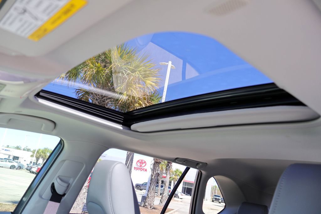 Used 2025 Toyota RAV4 Limited w/ Advanced Technology Package image 12