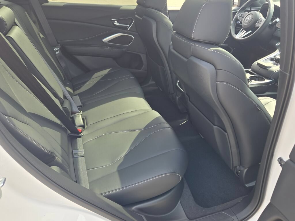 New 2026 Acura RDX SH-AWD image 12