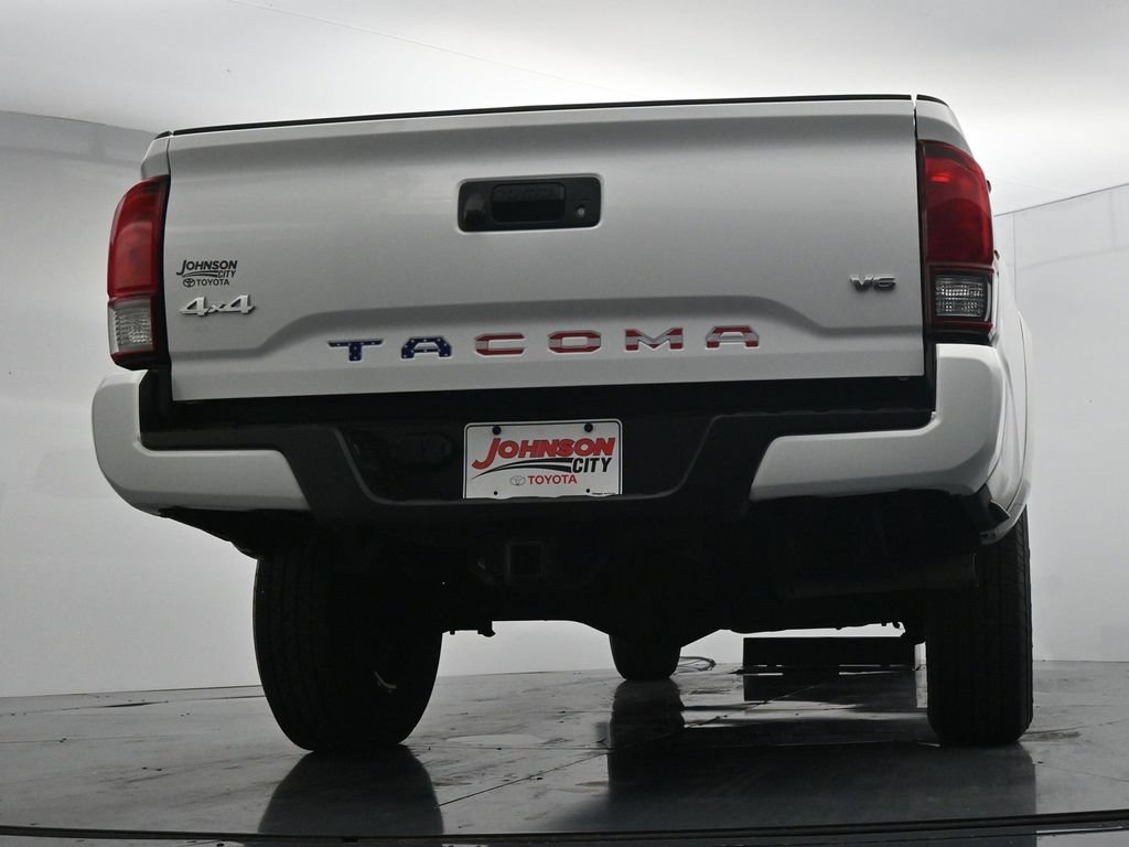 Used 2023 Toyota Tacoma SR5 w/ Technology Package AWD/4WD image 35