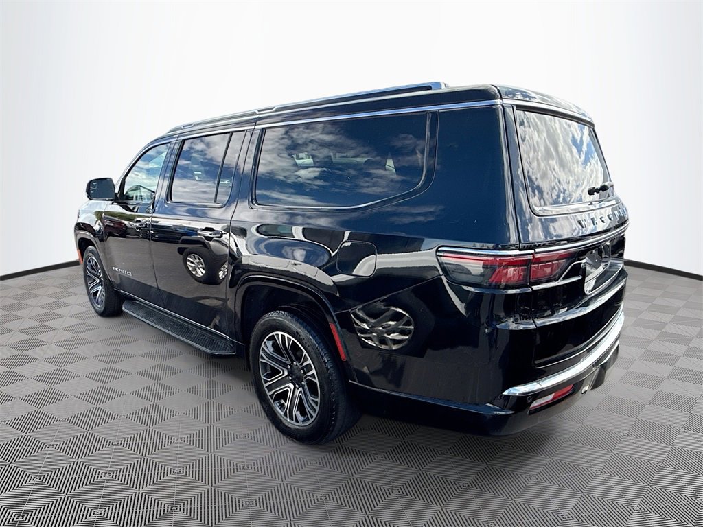 Used 2023 Jeep Wagoneer L Series II image 7