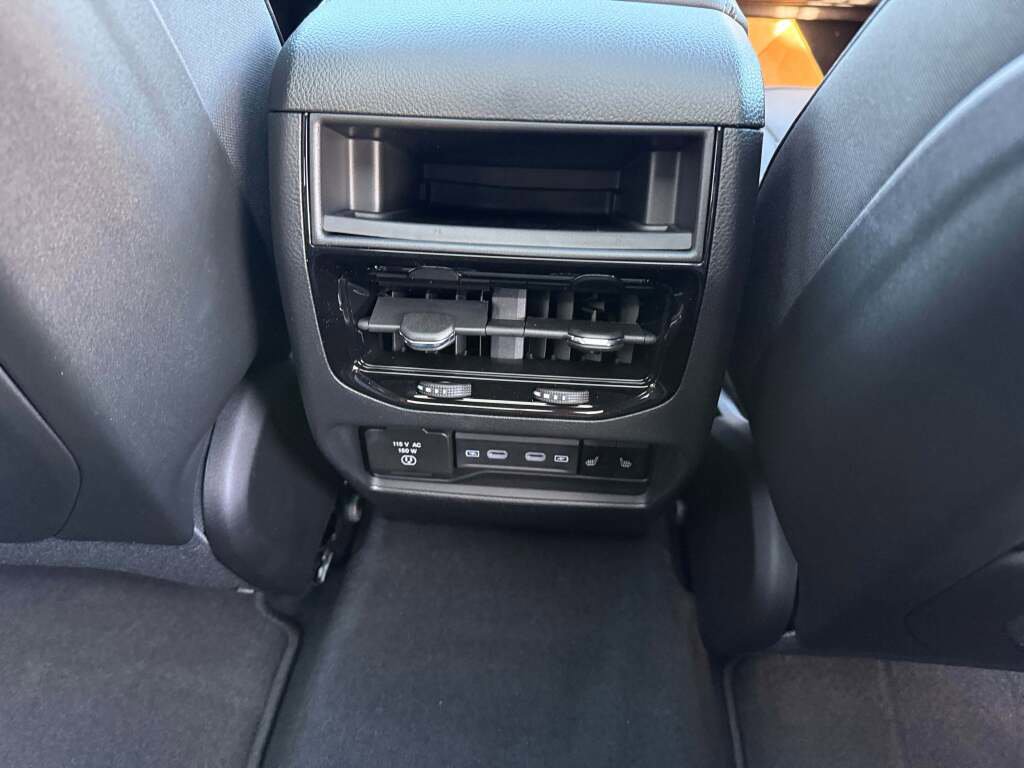 New 2026 Jeep Grand Cherokee Limited image 23