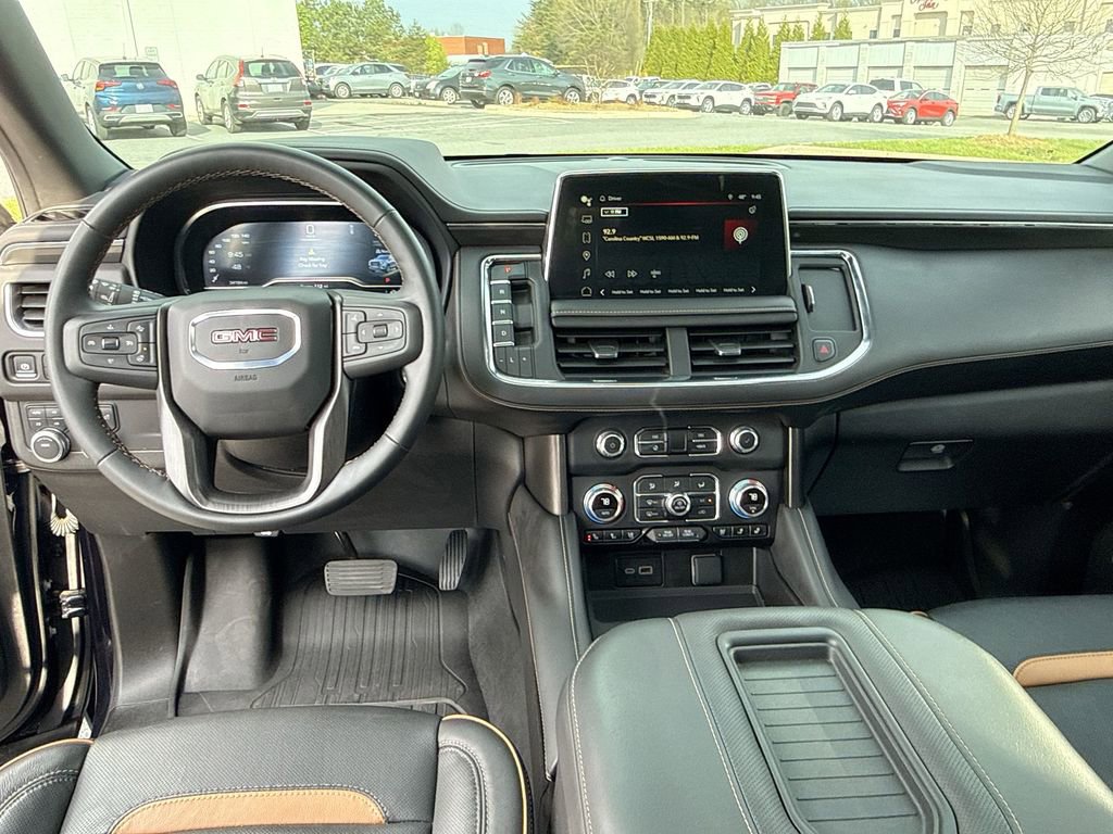 Used 2024 GMC Yukon XL AT4 w/ AT4 Premium Package image 8