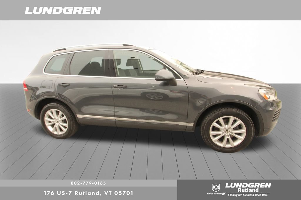 Used 2013 Volkswagen Touareg Sport AWD/4WD image 3