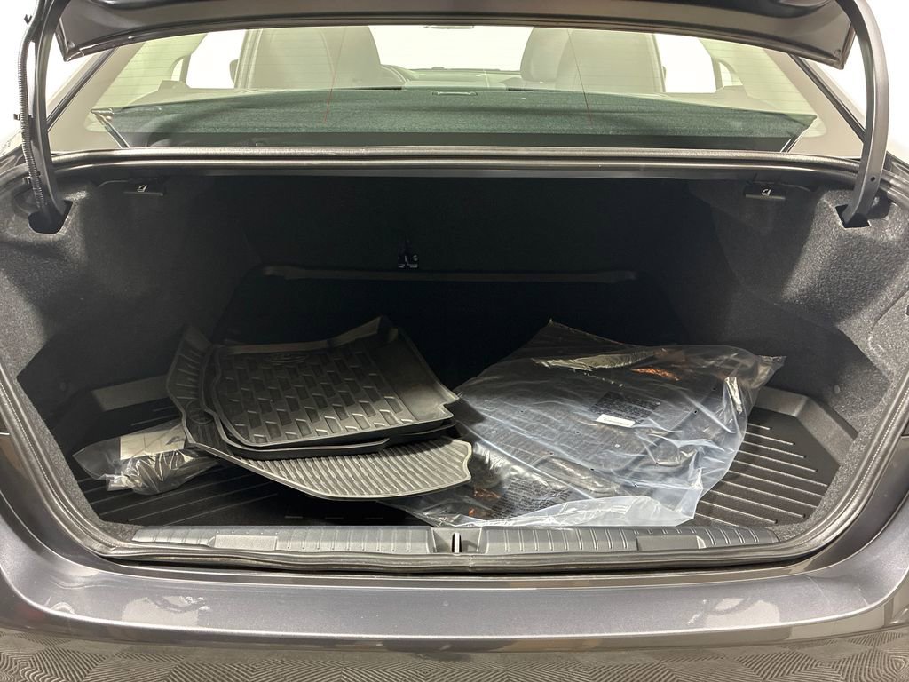 Used 2025 Subaru Legacy Premium w/ Popular Package #1A AWD/4WD image 28