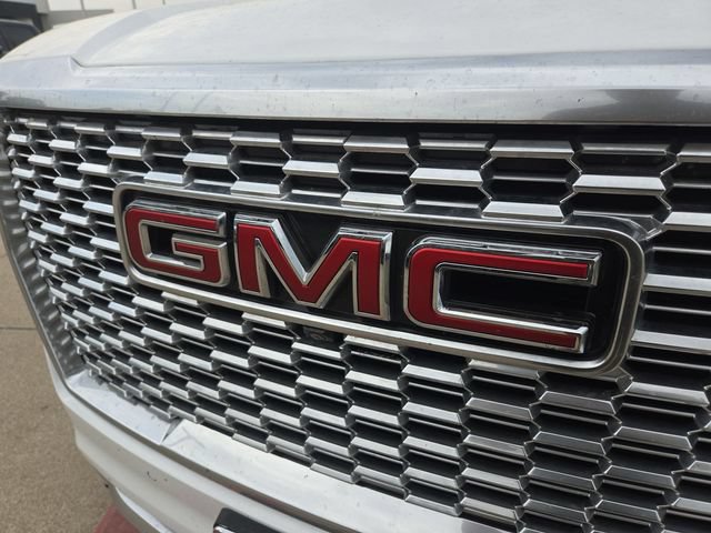 Used 2024 GMC Yukon XL Denali w/ Advanced Technology Package AWD/4WD image 31