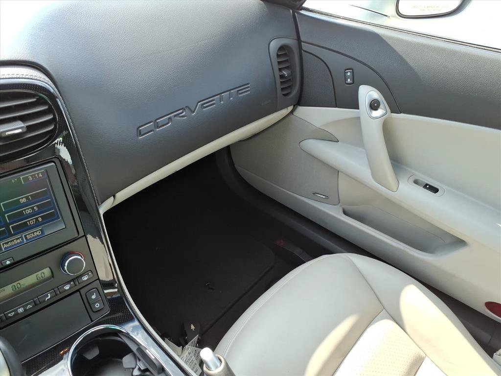 Used 2008 Chevrolet Corvette Coupe w/ Preferred Equipment Group RWD image 33