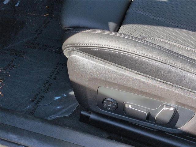 New 2026 BMW 330i Sedan w/ M Sport Package image 4