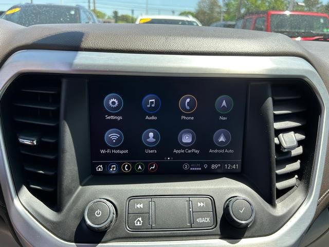 Used 2023 GMC Acadia SLT image 17