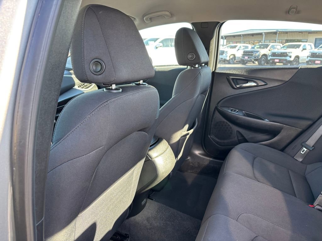 Used 2025 Chevrolet Malibu RS image 28