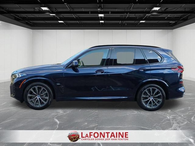 Used 2024 BMW X5 xDrive50e w/ Executive Package AWD/4WD image 2